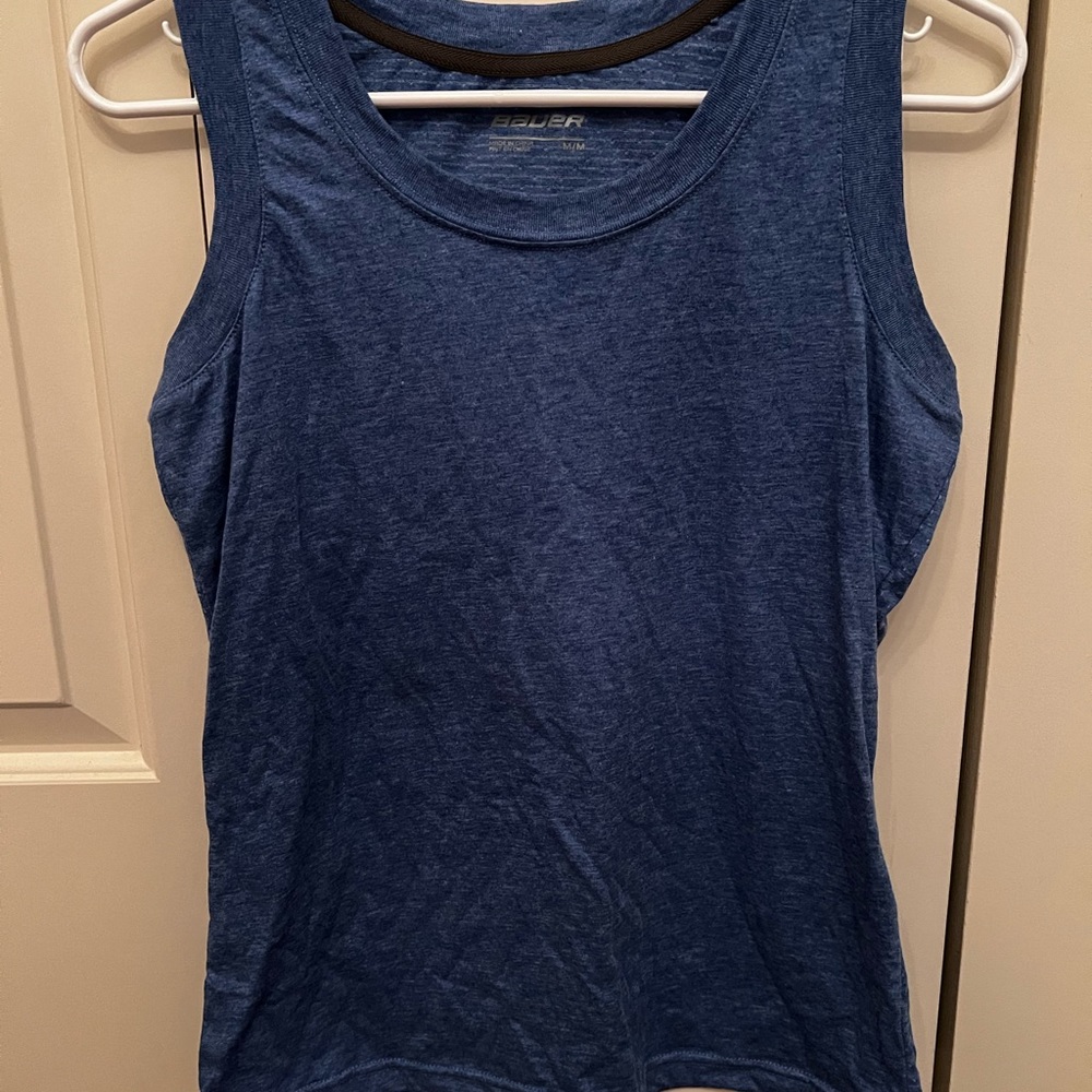 Bauer womens tank top. Size medium. NWOT